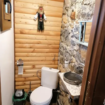 каменната къща