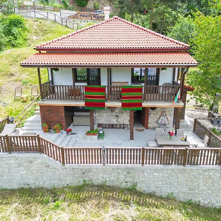 каменната къща