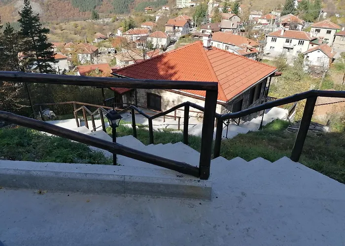 ヴィラ каменната къща *