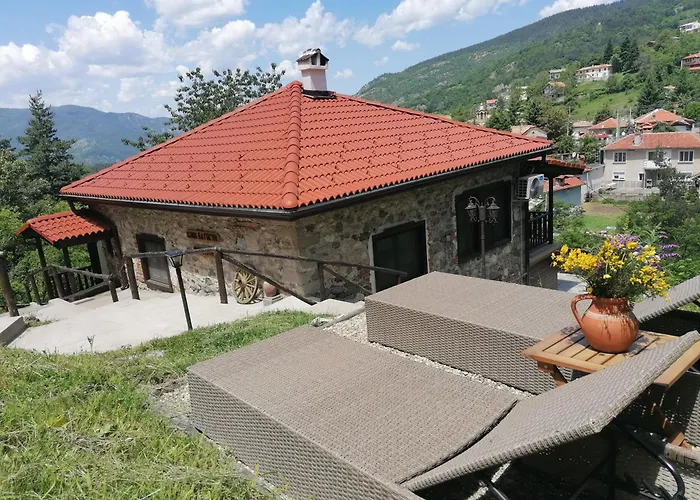 каменната къща ヴィラ *